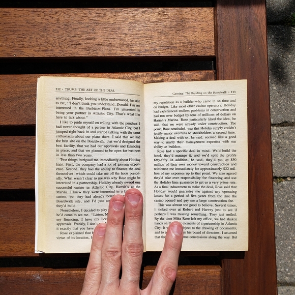 Book | Trump: The Art of the Deal - Picture 5 of 5